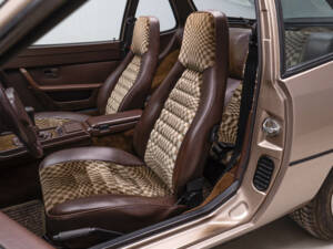 Image 10/44 de Porsche 924 (1983)