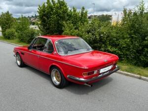 Image 5/73 of BMW 2,5 CS (1975)