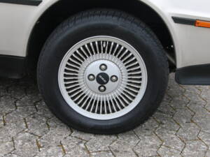 Image 59/92 of DeLorean DMC-12 (1982)
