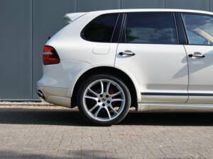 Bild 9/49 von Porsche Cayenne GTS (2009)