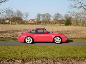 Image 6/46 of Porsche 911 Carrera (1997)