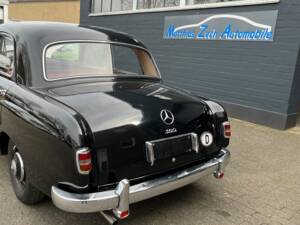 Imagen 44/52 de Mercedes-Benz 180 (1954)