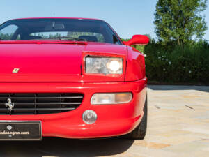 Bild 20/50 von Ferrari F 355 Berlinetta (1998)