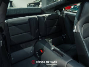 Image 19/25 of Porsche 911 Carrera 4S (2014)