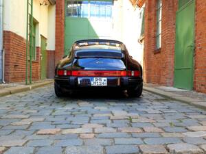 Image 29/64 de Porsche 911 SC 3.0 (1978)