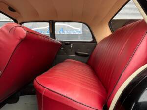 Imagen 22/52 de Mercedes-Benz 180 (1954)
