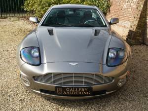 Imagen 45/50 de Aston Martin V12 Vanquish (2003)