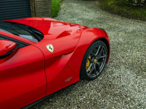 Bild 34/50 von Ferrari F12berlinetta (2013)