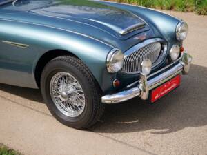 Image 26/34 of Austin-Healey 3000 Mk II (BN7) (1961)