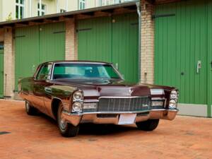 Bild 14/200 von Cadillac Coupe DeVille (1968)