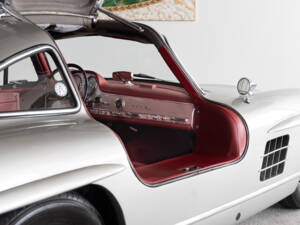 Image 32/48 de Mercedes-Benz 300 SL &quot;Papillon&quot; (1956)