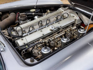 Image 3/50 of Aston Martin DB 5 (1964)