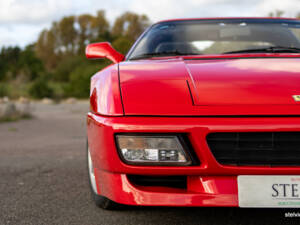 Image 20/33 of Ferrari 348 TS (1993)