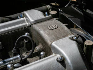 Afbeelding 20/47 van Aston Martin DB 6 Vantage (1966)