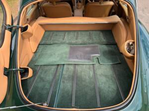 Afbeelding 13/17 van Jaguar E-Type V12 (2+2) (1973)