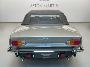 Image 17/40 de Aston Martin V8 Vantage Volante (1986)