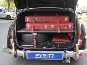 Image 14/32 of Mercedes-Benz 220 Cabriolet B (1952)