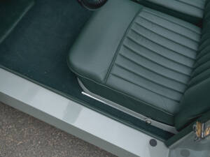 Imagen 48/52 de Jaguar XK 120 DHC (1953)