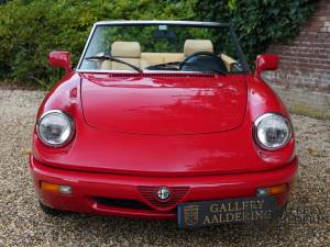 Image 49/50 de Alfa Romeo 2.0 Spider (1991)