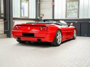 Image 3/7 of Ferrari F 355 Spider (1995)