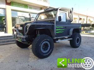Image 1/10 de Land Rover Defender 90 Td5 (2000)