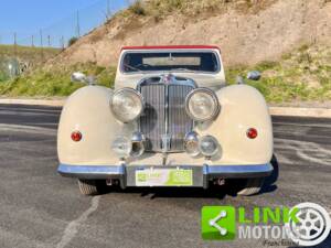 Image 5/10 de Triumph Dolomite 2-Litre (1942)