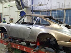 Bild 38/41 von Porsche 911 2.2 S (1969)