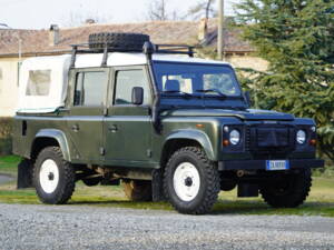 Bild 4/38 von Land Rover Defender 110 (2005)