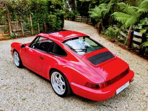 Image 22/24 of Porsche 911 Carrera 4 (1993)