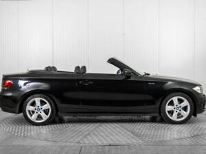 Image 10/50 of BMW 125i (2009)