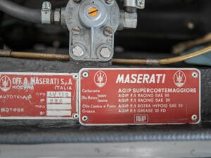 Image 21/40 of Maserati Mexico 4200 (1967)