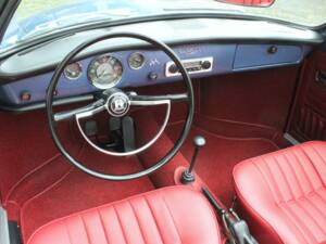 Bild 9/29 von Volkswagen Karmann Ghia 1600 (1970)