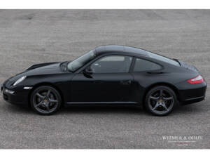 Image 2/35 of Porsche 911 Carrera 4 (2006)