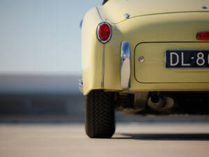 Image 53/89 of Triumph TR 3 (1956)