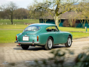 Image 2/50 of Aston Martin DB 2&#x2F;4 Mk III (1958)