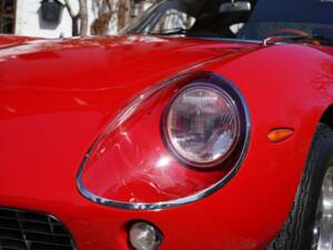 Image 38/52 of Ferrari 275 GTB (1965)