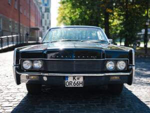 Immagine 15/57 di Lincoln Continental Convertible (1966)
