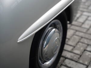 Image 41/50 de Mercedes-Benz 190 SL (1960)