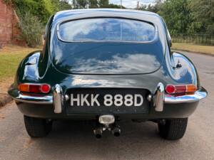 Image 6/30 de Jaguar Type E (2+2) (1966)