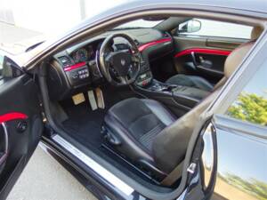 Bild 40/100 von Maserati GranTurismo S (2008)