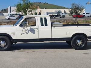 Image 7/20 of Ford F-250 (1983)
