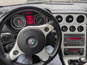 Image 23/29 of Alfa Romeo Spider 2.2 JTS (2008)