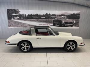 Image 7/38 of Porsche 911 2.0 S (1967)