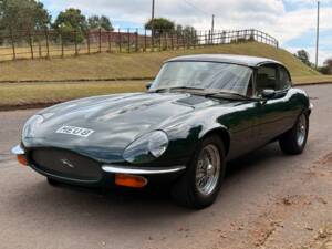 Afbeelding 4/17 van Jaguar E-Type V12 (2+2) (1973)