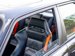 Image 34/91 de BMW M3 Sport Evo (1990)