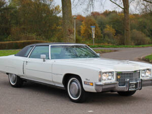 Image 2/35 of Cadillac Fleetwood Eldorado Coupe (1972)