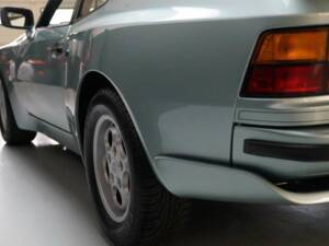 Image 36/50 de Porsche 944 Turbo (1986)