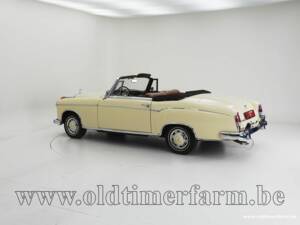 Imagen 4/15 de Mercedes-Benz 220 SE Cabriolet (1961)