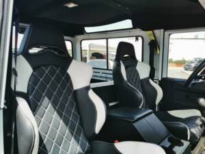 Image 19/45 of Land Rover Defender 110 Td5 (2001)