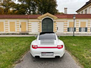 Image 17/58 de Porsche 911 Targa 4S (2010)